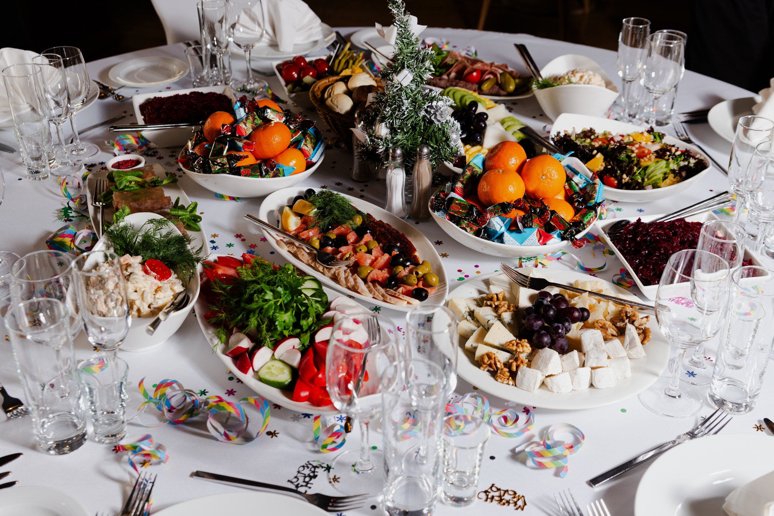 Отель «Холидей Инн Москва Сокольники» приглашает Вас окунуться в атмосферу новогоднего волшебства! о деловом туризме mice майс