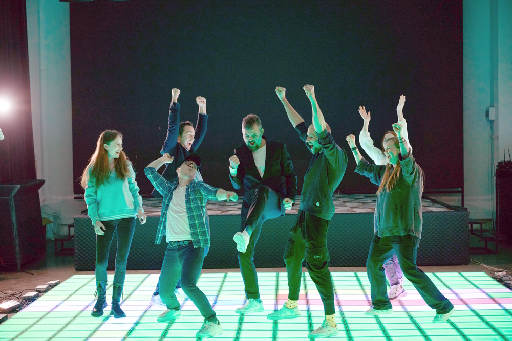 «СВОИ ЛЮДИ» в онлайне, в квизах, в интерактивах  … и других форматах о деловом туризме mice майс