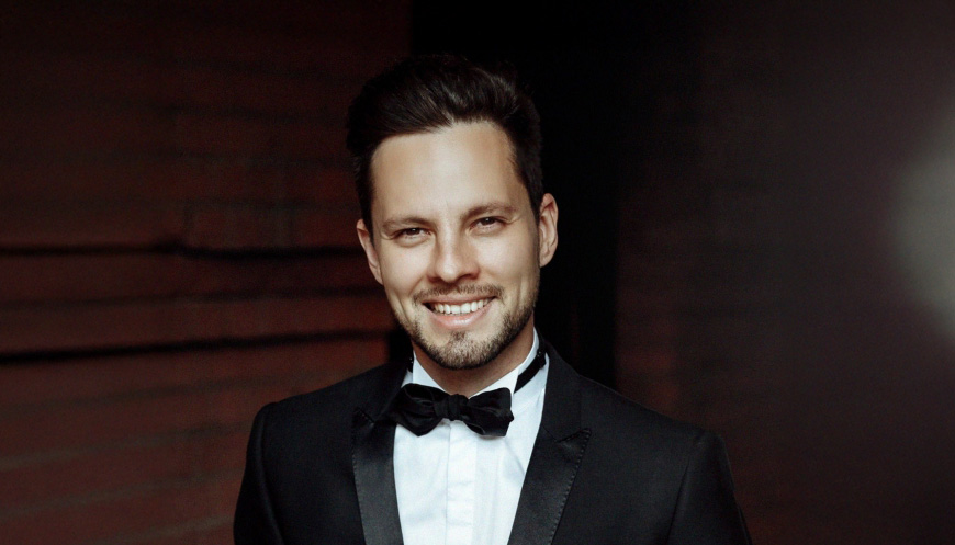 Ведущий Дня Петербурга в Москве от сообщества TOP MODERATOR о деловом туризме mice майс