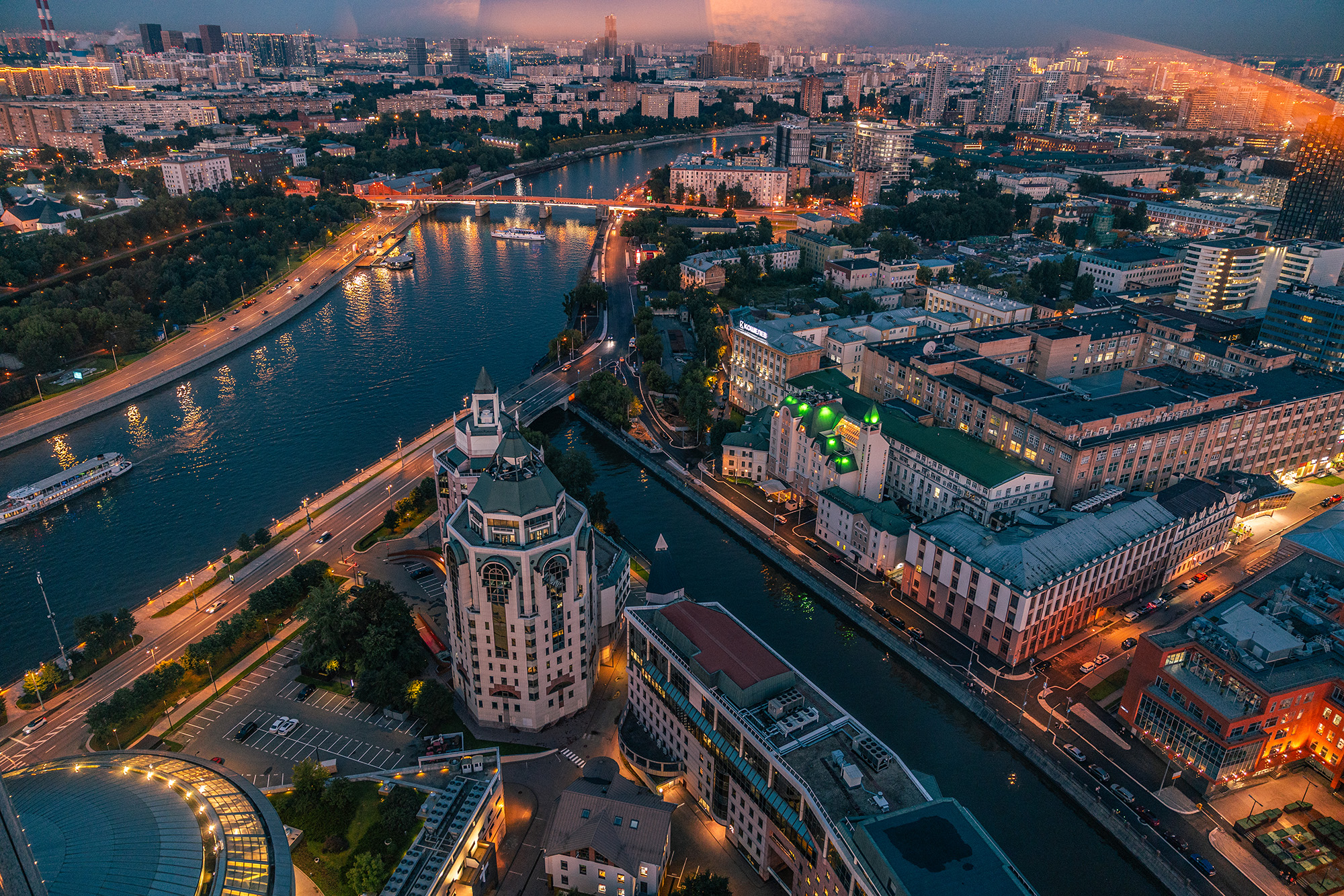 «Вся Москва из окна. И вся Москва — пешком от дверей» о деловом туризме mice майс
