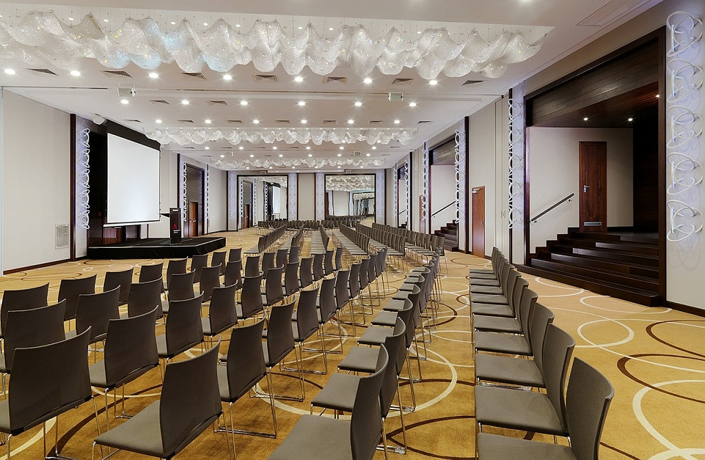 Конгресс-центр Falcon Club Arena