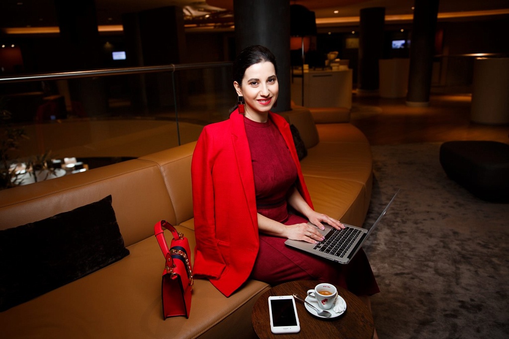 Работа в майс-индустрии