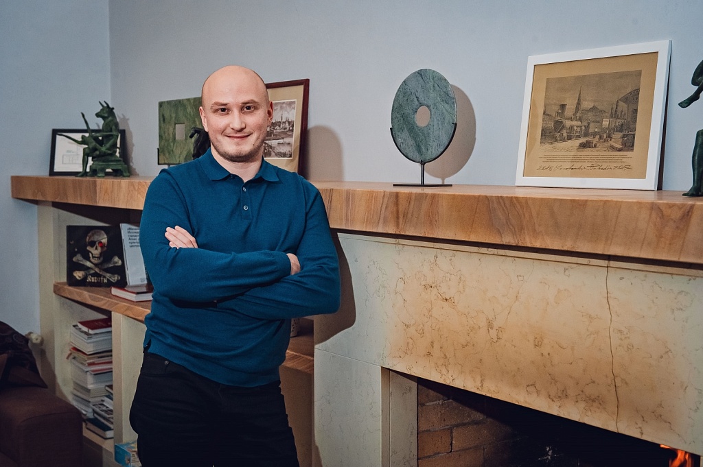 Владимир Жолобов, Газпромбанк 