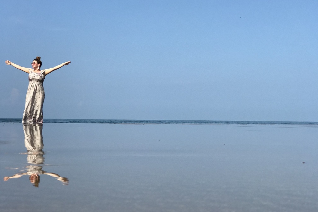 Море у пляжа W GOA
