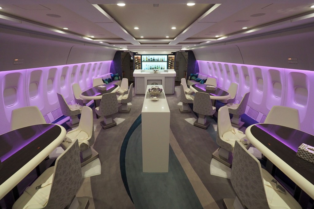 Boeing 777